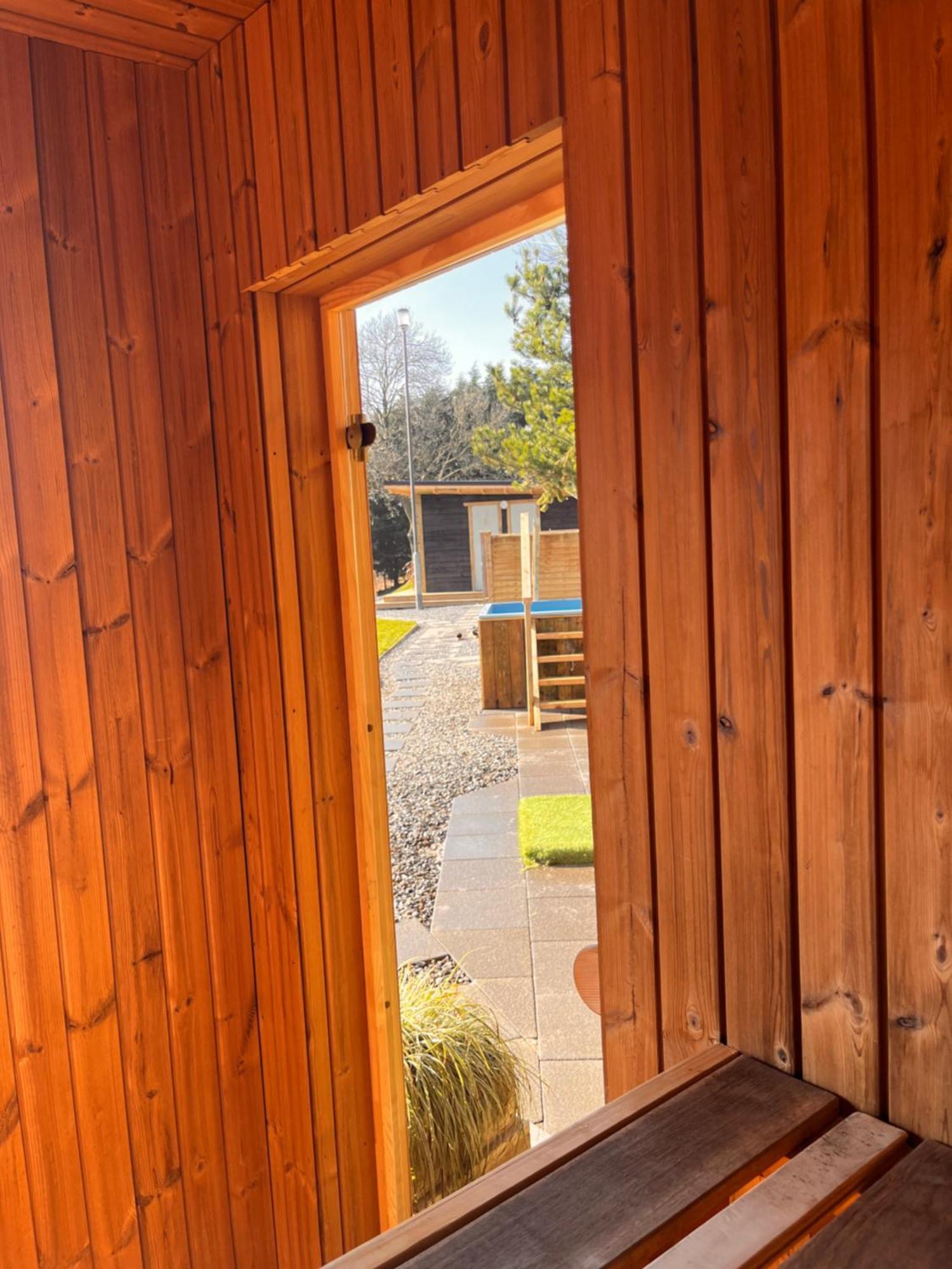 Rostrevor Mountain Lodge - Glamping Pods - Revive Sauna & Hot Tubs Zewnętrze zdjęcie
