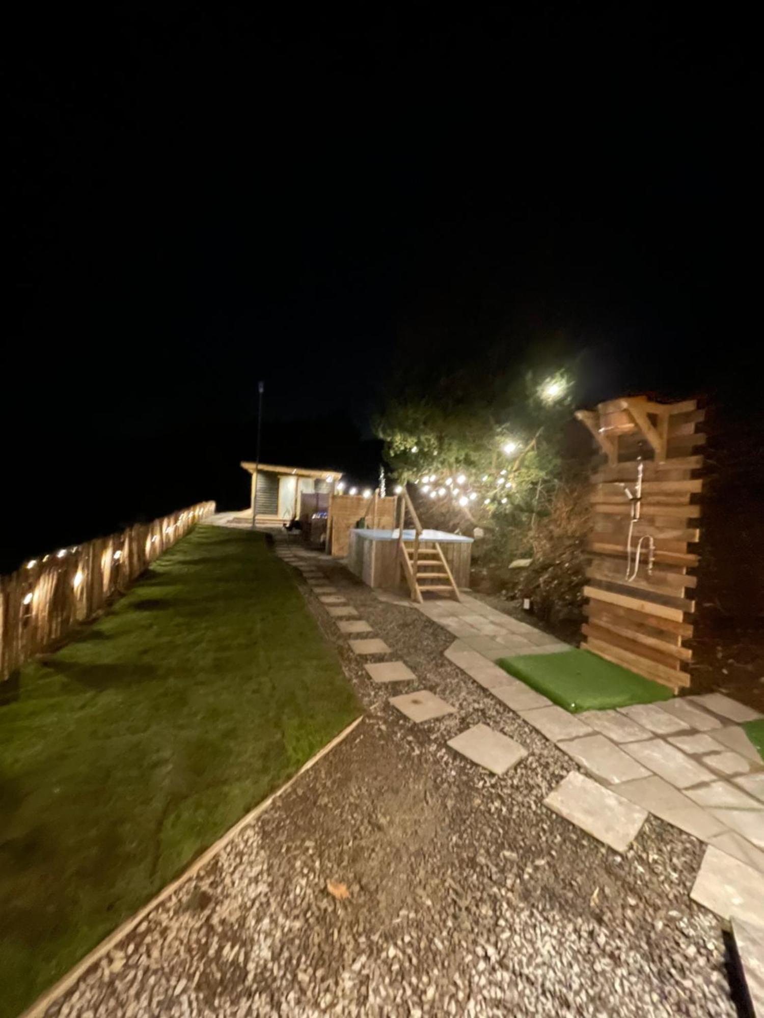 Rostrevor Mountain Lodge - Glamping Pods - Revive Sauna & Hot Tubs Zewnętrze zdjęcie